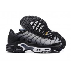 Nike Air Max Plus TN Negras... 2