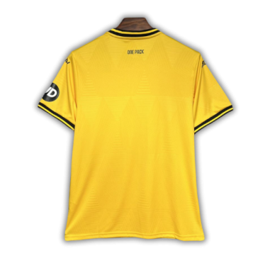 Camiseta Wolverhampton Wanderers 2024...